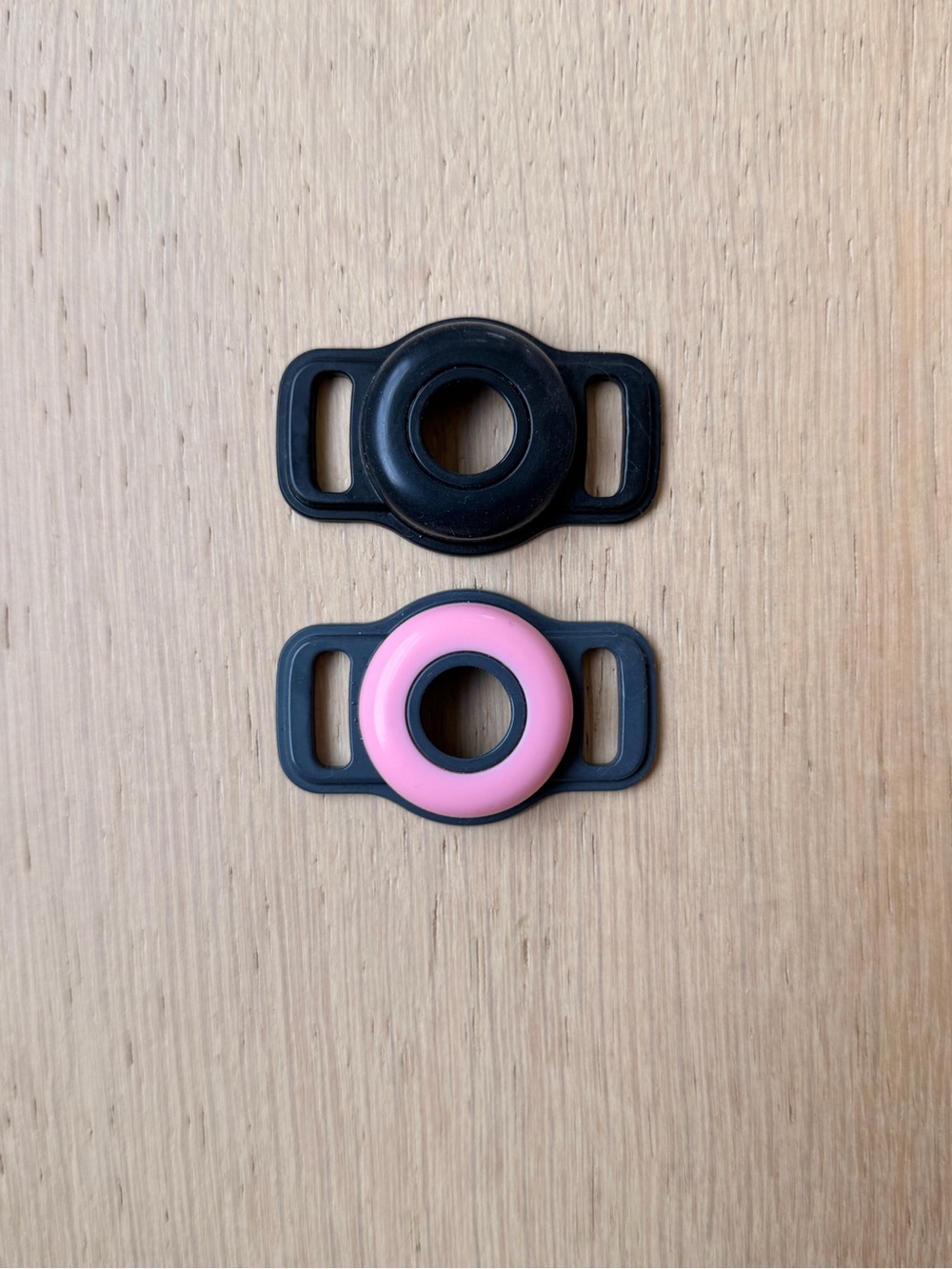 2 Pack of Pet Air Tag Holder for Cat and Small Dogs Pink & Black